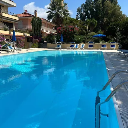 דירה Free Parking Pool With A Sea View פורטו אזורו