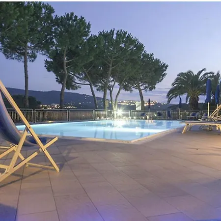 Free Parking Pool With A Sea View * פורטו אזורו